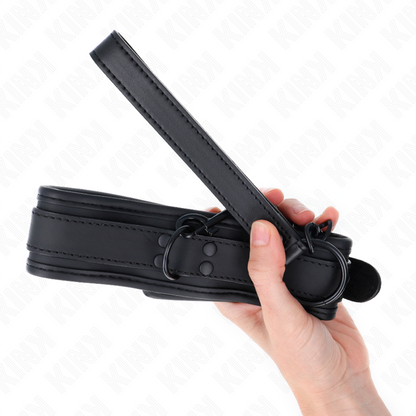 KINK - MODEL 1 NEOPREN-BONDAGE-Halsband mit 78 cm verstellbarem Gürtel, 37,5 x 49,5 cm