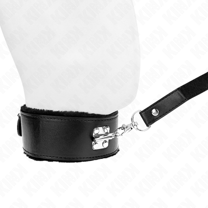 KINK - HALSBAND MIT LEINE 116 CM MIT SILBERNEN NIETEN MODELL 4 SCHWARZ VERSTELLBAR 40-48 CM X 6 CM